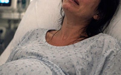 După ce a pierdut 7 copii, Emilia, în vârstă de 40 de ani, era însărcinată în opt luni — dar medicii au obligat-o să aleagă între viața ei și cea a bebelușului.